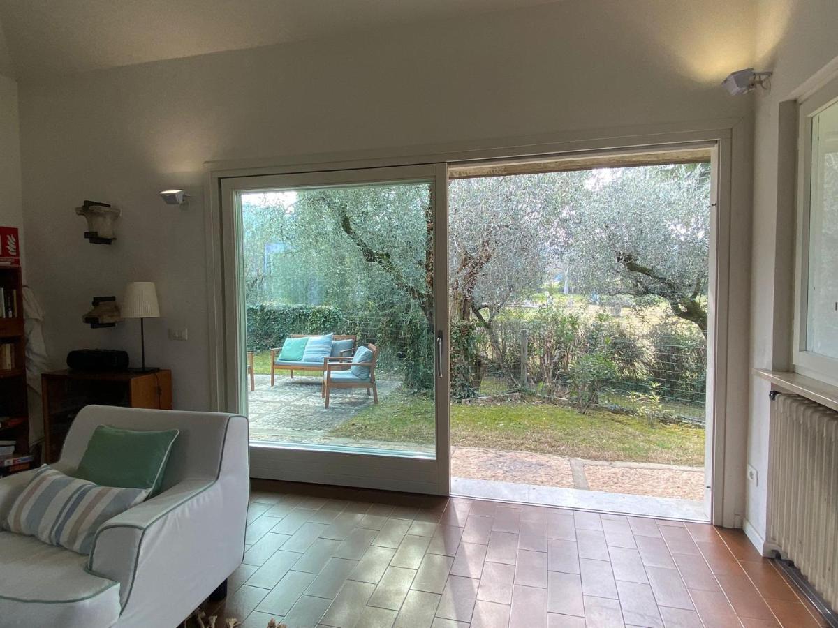 Villa Sweet Flower - With Private Pool And Garden Manerba del Garda Exterior foto