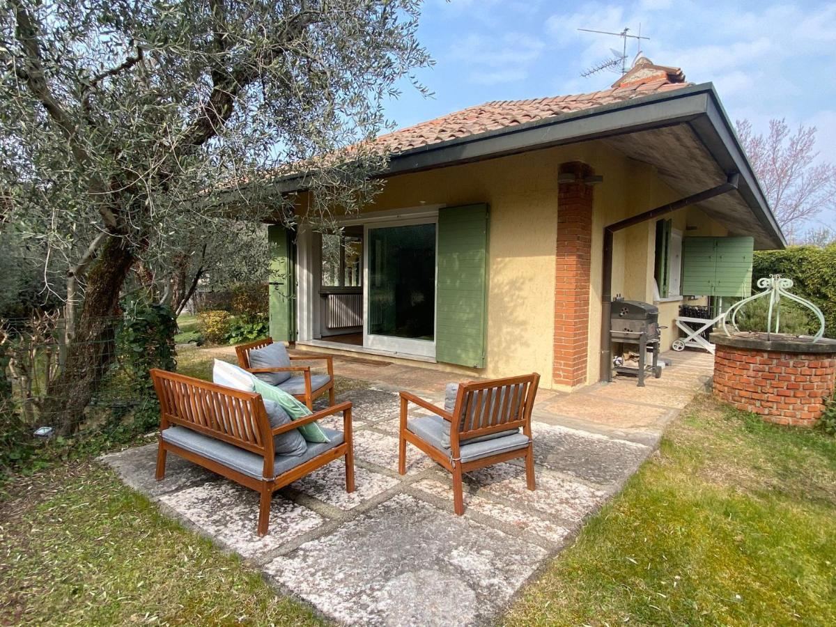 Villa Sweet Flower - With Private Pool And Garden Manerba del Garda Exterior foto