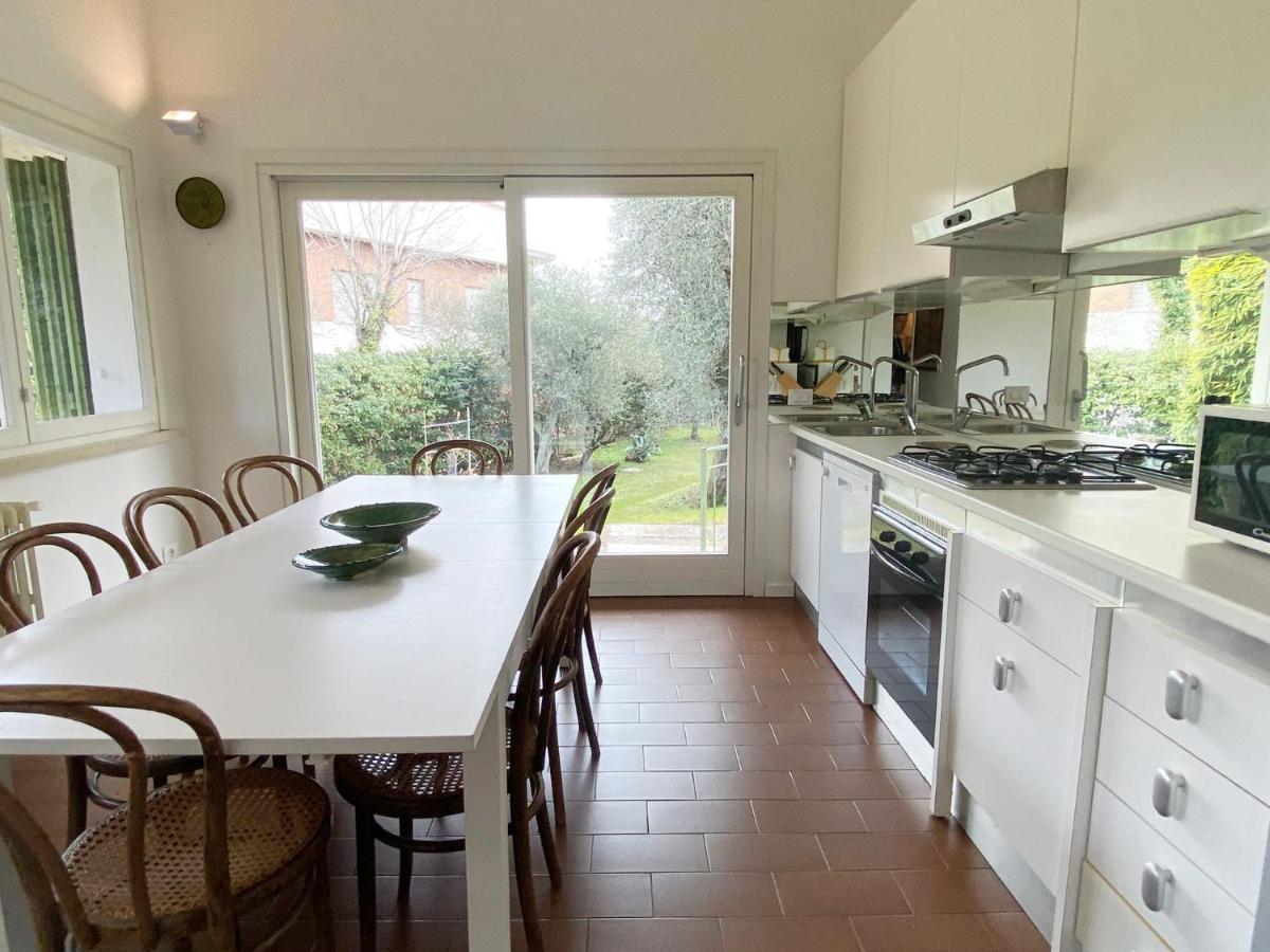 Villa Sweet Flower - With Private Pool And Garden Manerba del Garda Exterior foto