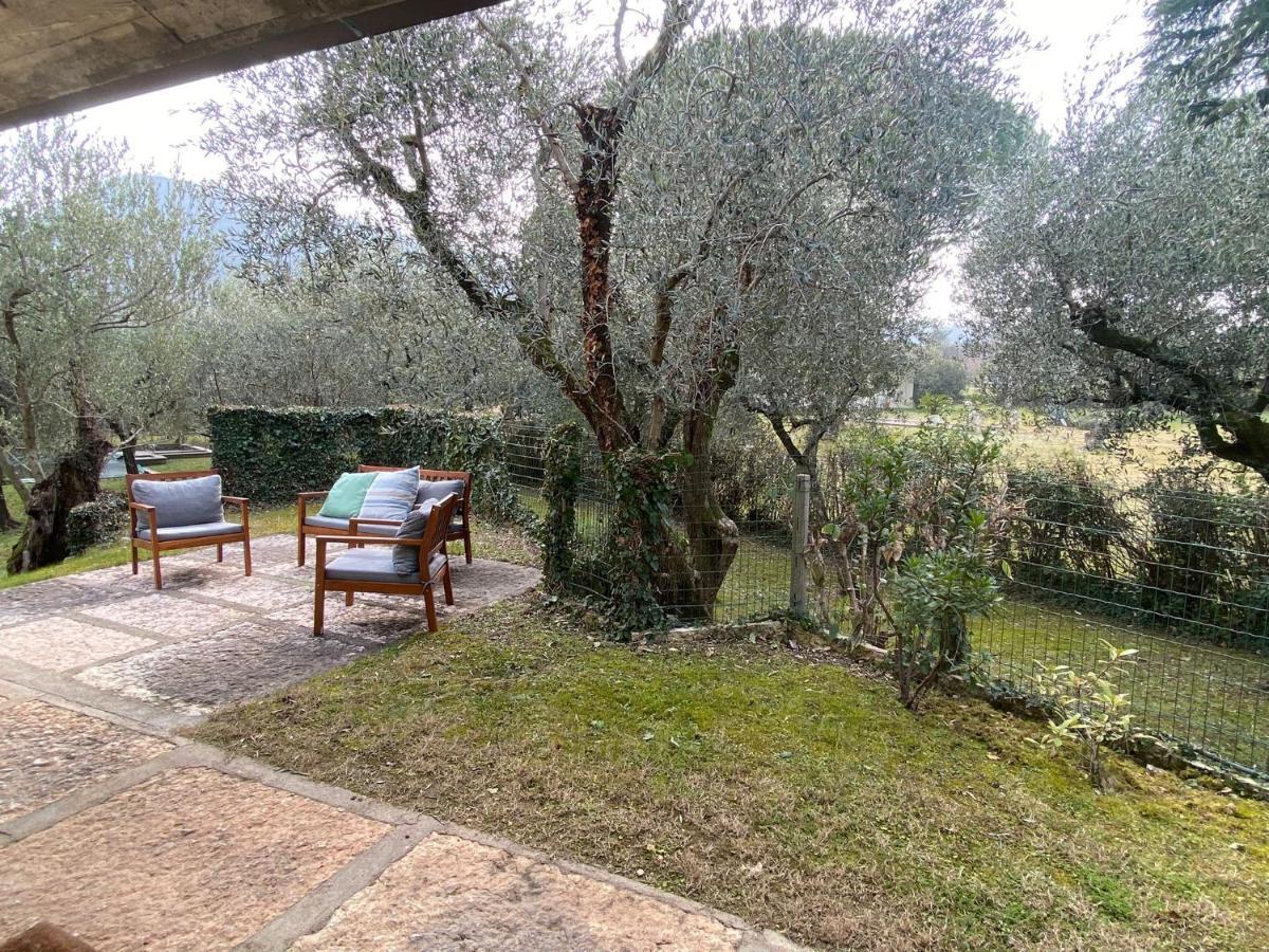 Villa Sweet Flower - With Private Pool And Garden Manerba del Garda Exterior foto
